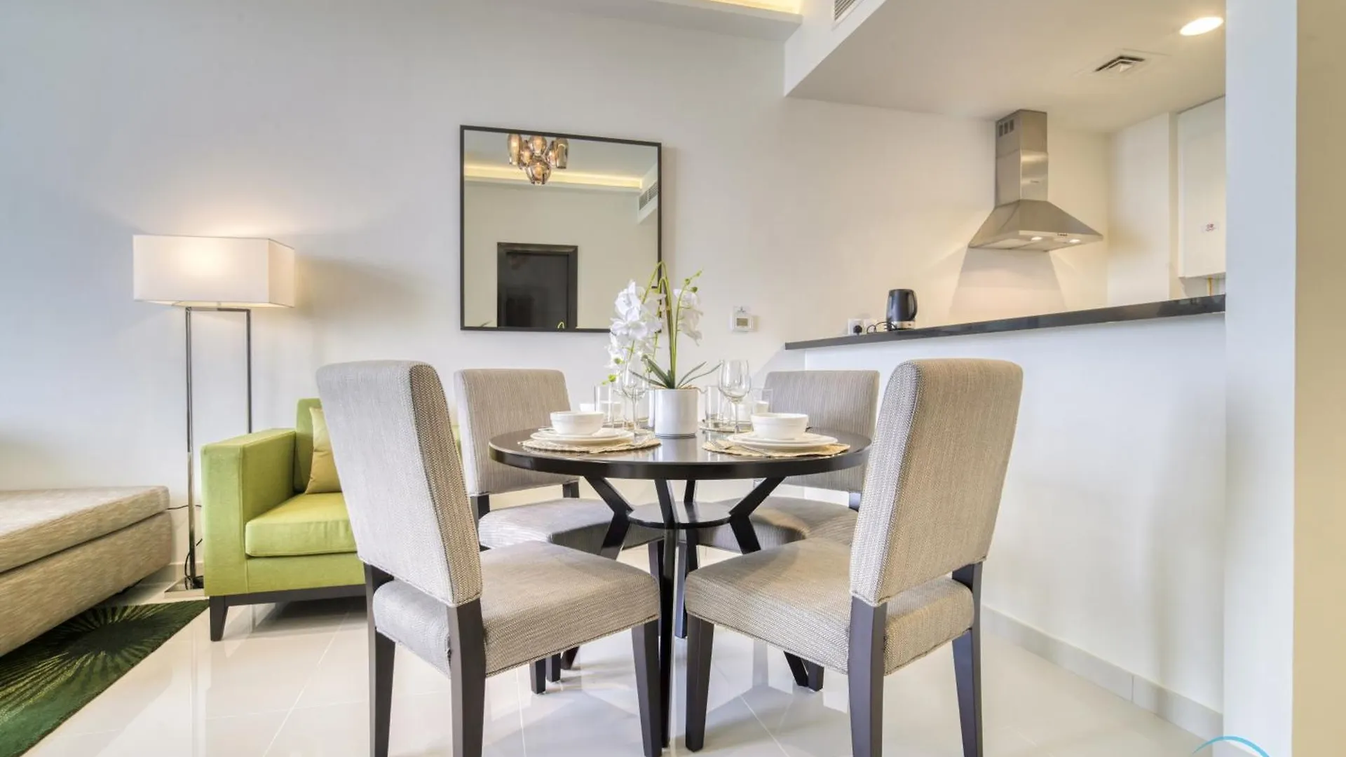 Urban 1Br At Damac Celestia B Dubai South By Deluxe Holiday Homes 0*,  Emiratos Árabes Unidos